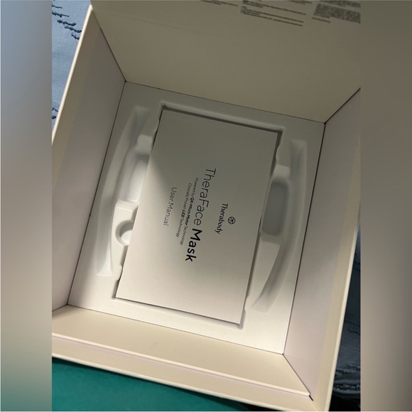 $650 Theraface Thera Face Therabody Face LED mask Highest BEST Quality - Picture 9 of 15